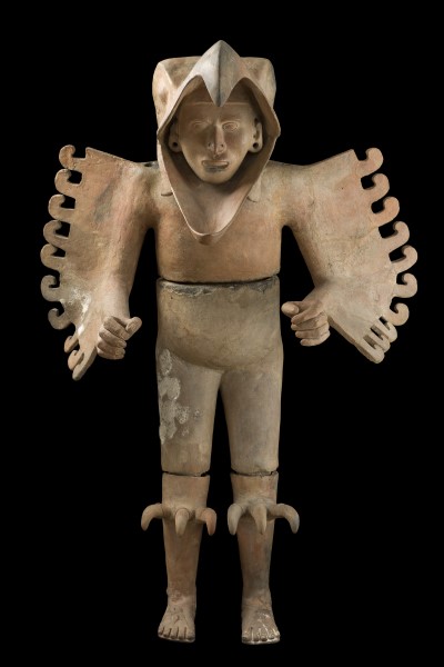 鷲の戦士像　アステカ文明　1469～86年　テンプロ・マヨール博物館蔵