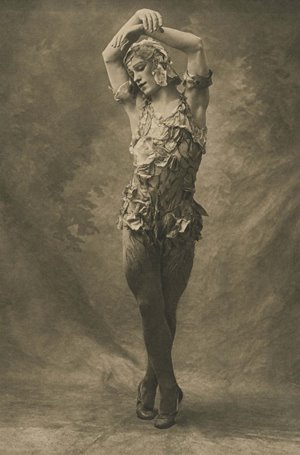 オーギュスト・ベール《薔薇の精》─ニジンスキー　1913年オーストラリア国立美術館