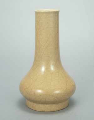 （写真1）第1部《米色青磁下蕪形瓶》官窯，中国・南宋時代，12-13世紀