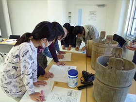 民俗資料の見方・扱い方