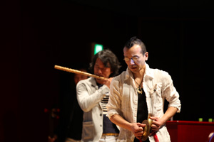 AUN&HIDE氏による篠笛・チャッパの演奏 AUN&HIDE氏による篠笛・チャッパの演奏