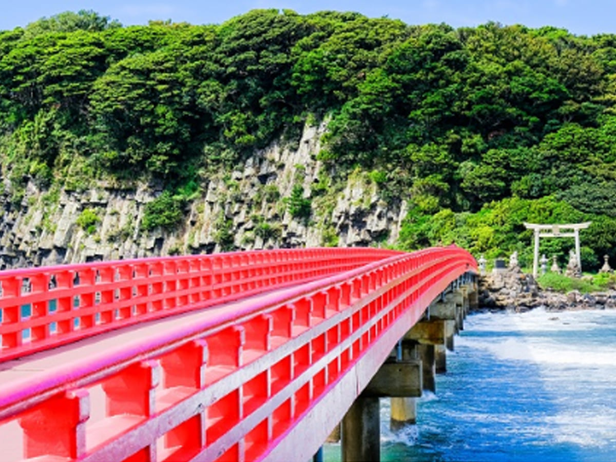 重要文化財「丸岡城天守」及び<br>名勝・天然記念物「東尋坊、雄島」活用推進事業