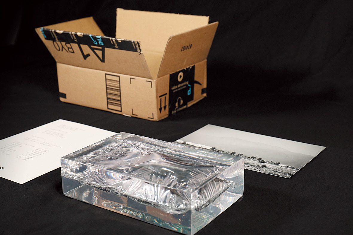 ART-j05_Box-with-the-Air-AA004470