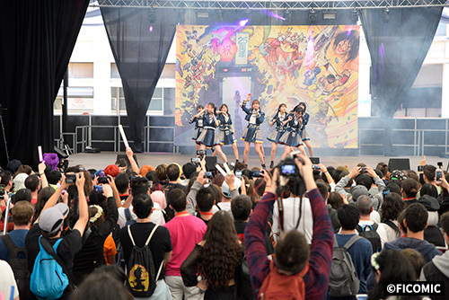 Live performance of AKB48.