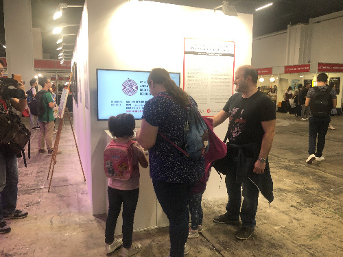 Visitors appreciating of 'Blue Period.' exhibition.