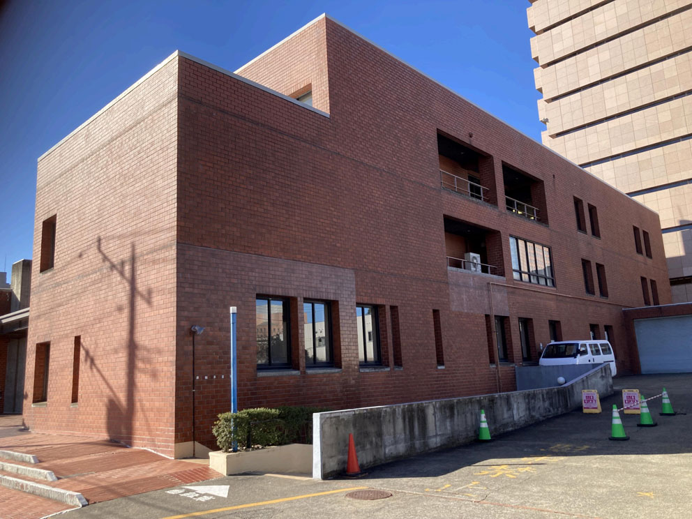 4_前橋市立図書館
