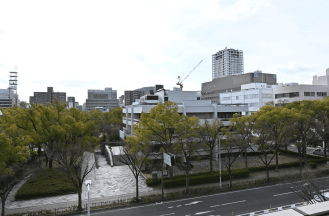 02_高松市役所屋上からの外観