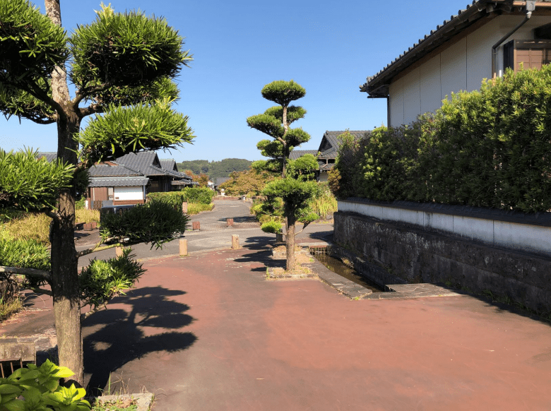 12_分譲地と連続性を持たせた遊歩道