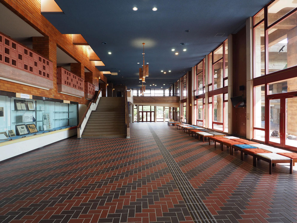 7_石垣市市民会館