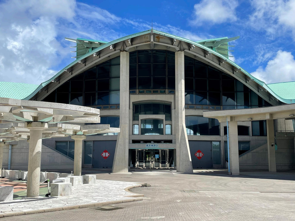 5_沖縄コンベンションセンター 展示棟