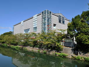 京都国立近代美術館：外観