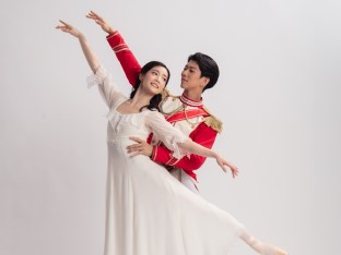 ようこそ劇場へ 136