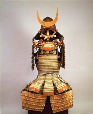Important Cultural Property, Lacquered sandalwood, pale-blue threaded armor with frightening ornaments, Ootomo family contribution (Yasuhara Shrine, Oita)