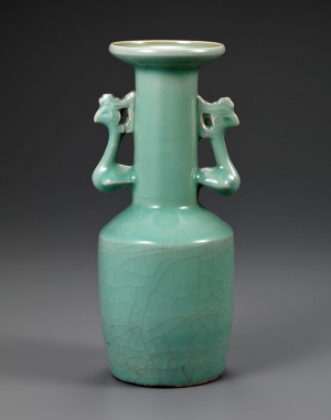 Photo 2: Part Ⅰ Celadon glazed vase with phoenix handles, Longquan ware, Southern Song Dynasty, China, 13th century, Museum of Oriental Ceramics, Osaka