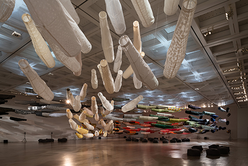 「こいのぼりなう!」展 展示風景 国立新美術館 撮影:加藤健