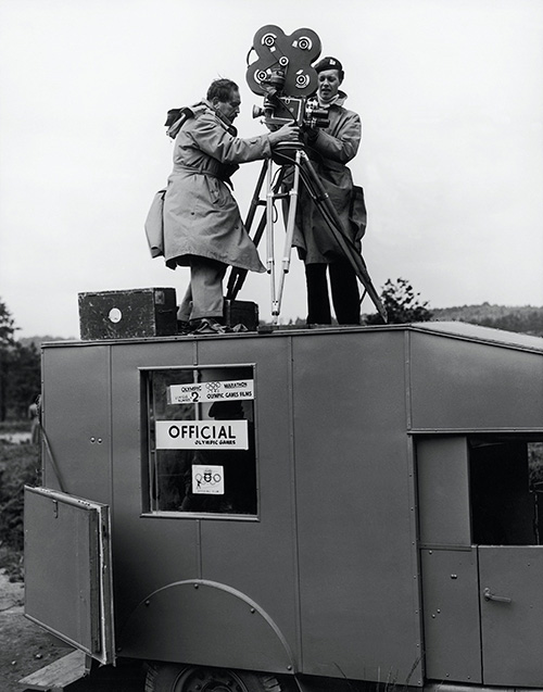1948年ロンドン夏季大会　馬術競技をテクニカラーカメラで撮影する　© 1948 / Comité International Olympique (CIO) / RANK, J. Arthur