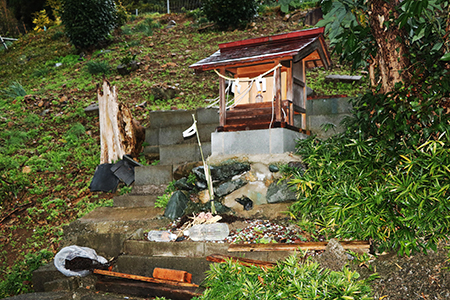 ニソの杜の祠