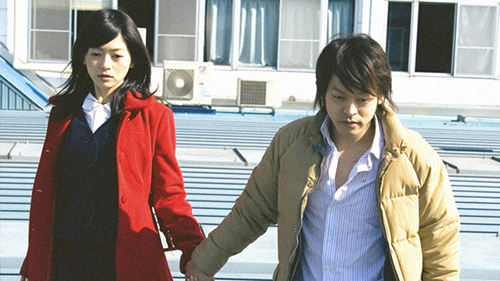 『屋根の上の赤い女』 (C)2007 DAICHI OKA/VIPO