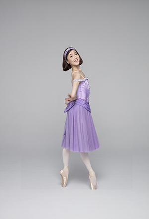 アリス Photographed by NISHIMURA Yusuke