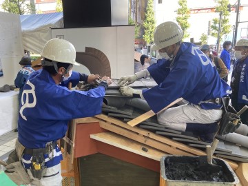 本瓦葺((一社)日本伝統瓦技術保存会)
