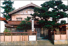 北前船の里資料館(旧酒谷長平家住宅)
