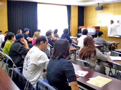 写真：日本語教室の様子　その1