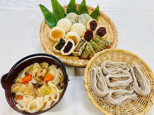 長野市の粉もの文化～そば、おやき、にらせんべい、おぶっこ、すいとん、こねつけ～