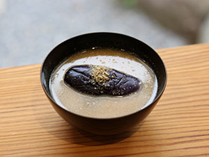 近江商人の食文化 ～どろ亀汁（どろがめじる）・黄飯（きめし）～